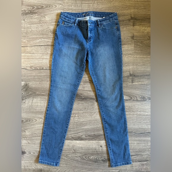 Michael Kors Women's Super stretch Denim Pants 💙 - Picture 3 of 6